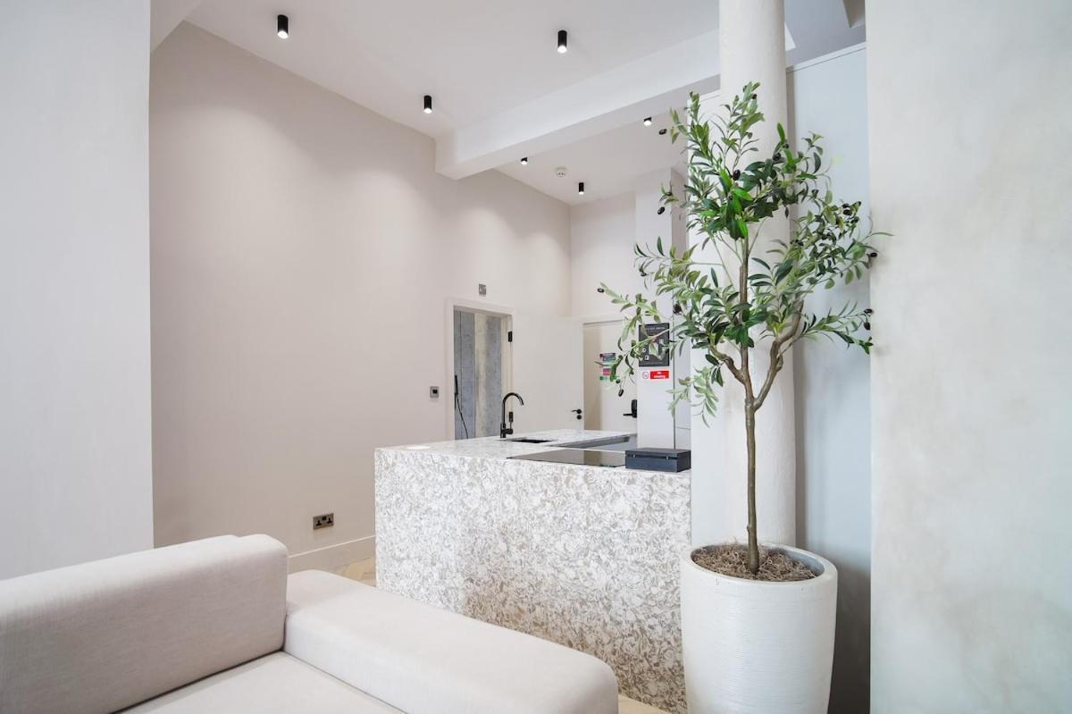 Japandi By The Heim Residences Manchester Kültér fotó